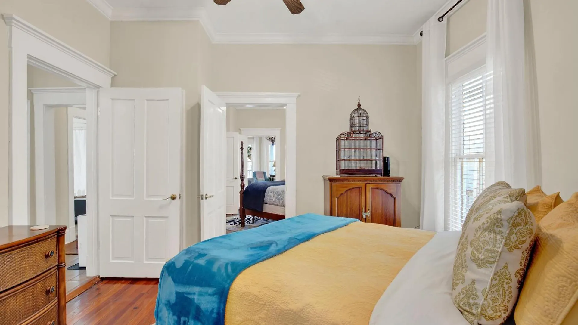 The Gilded Fern Villa Savannah